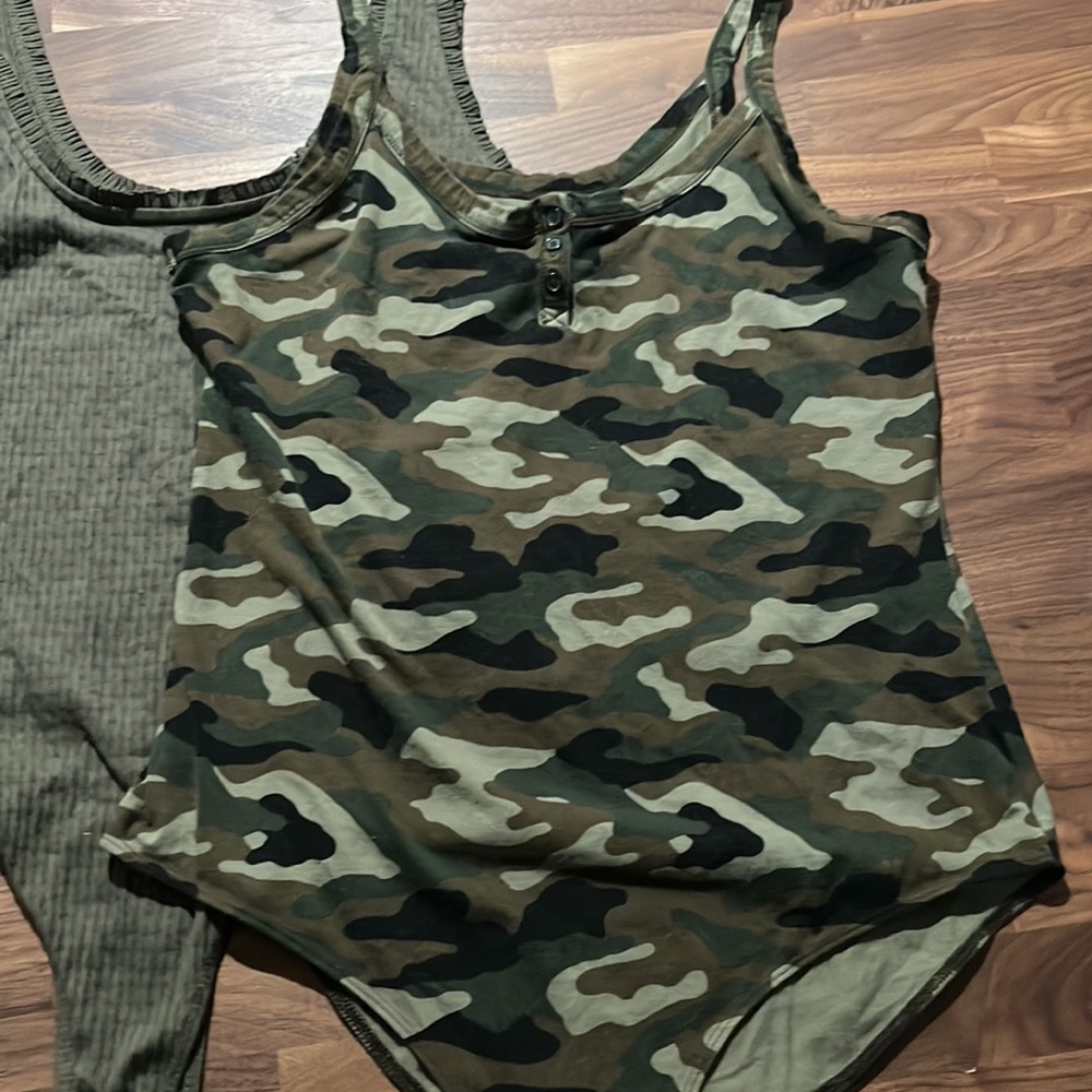 2 tank bodysuits